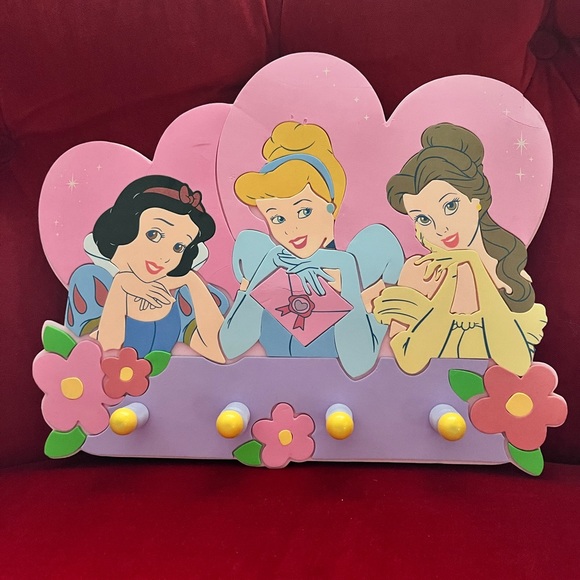 Disney Princesses Foam Wall Art Accessory Organizer - Picture 2 of 4